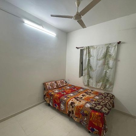 Shree Sadguru Krupa Yatri Niwas Villa Kolhapur Eksteriør bilde
