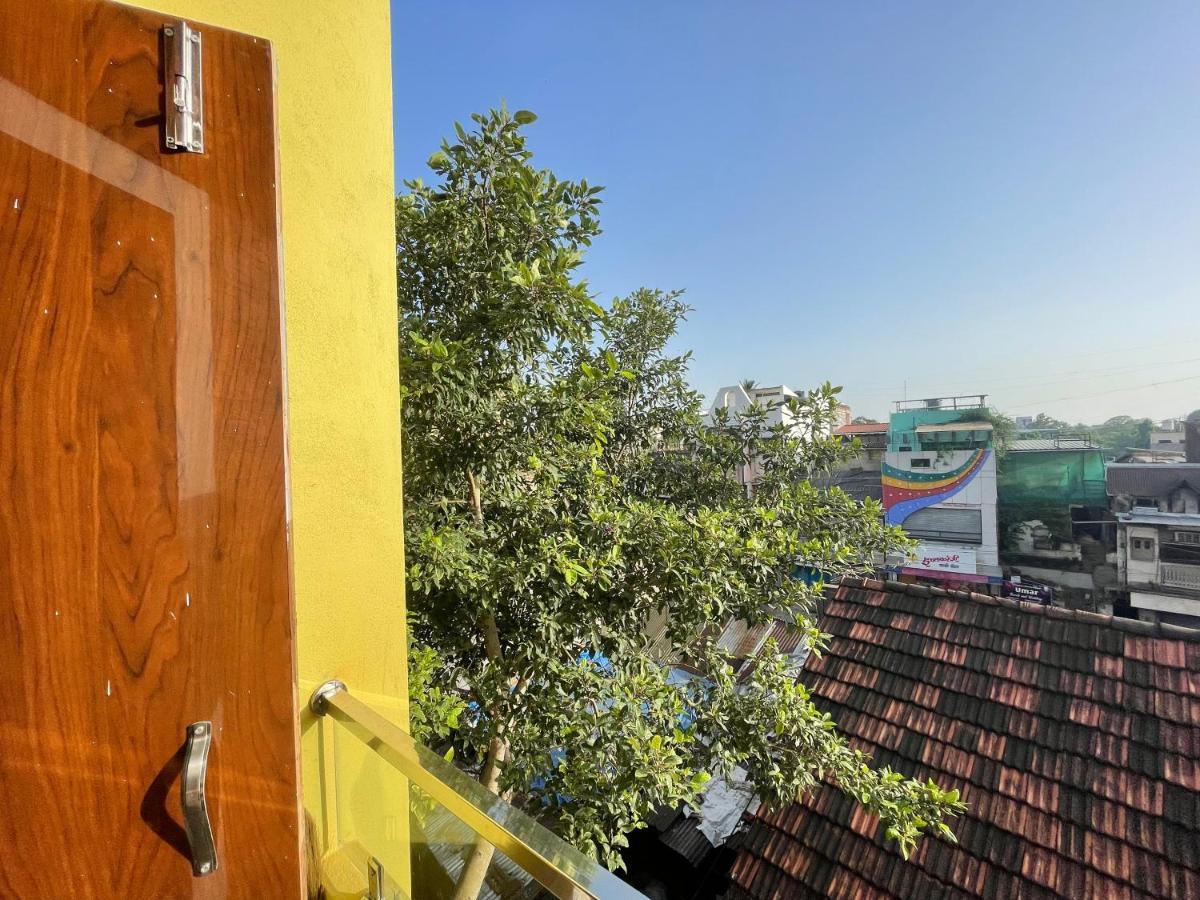 Shree Sadguru Krupa Yatri Niwas Villa Kolhapur Eksteriør bilde